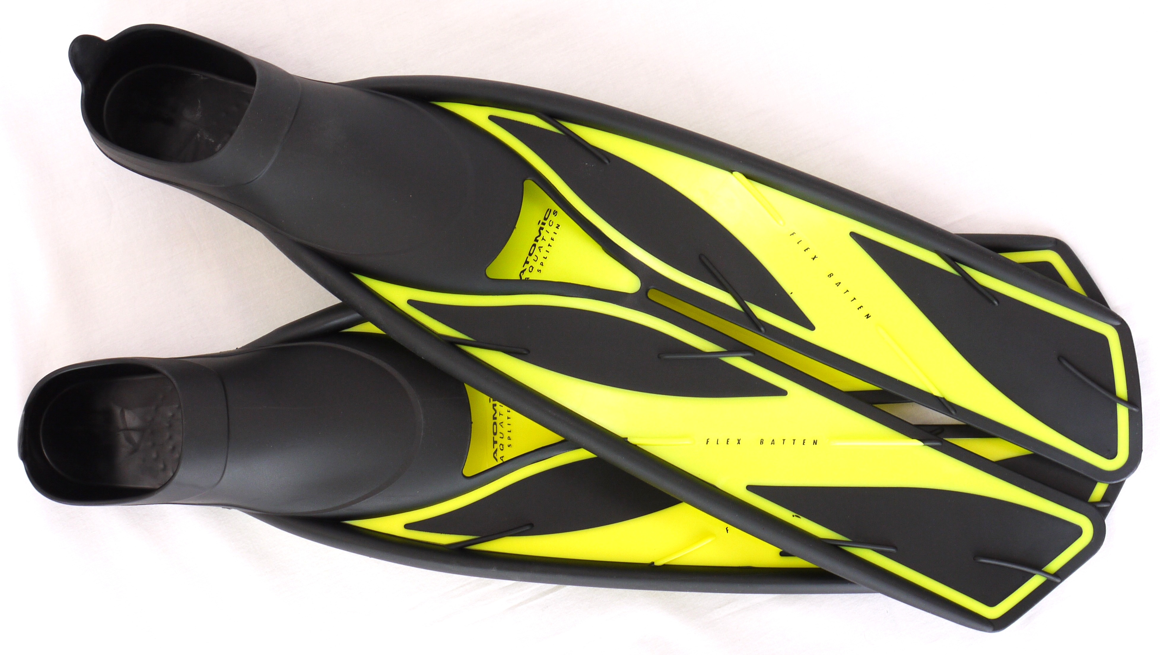 Atomic Split Fins Full Foot Fin RRP £59.95 eBay