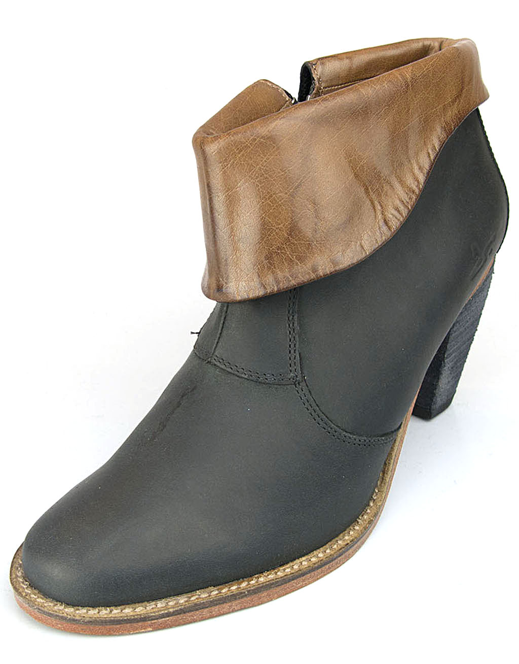 J Shoes Saloon Women’s Black/Acorn Leather Ankle Boots C9401