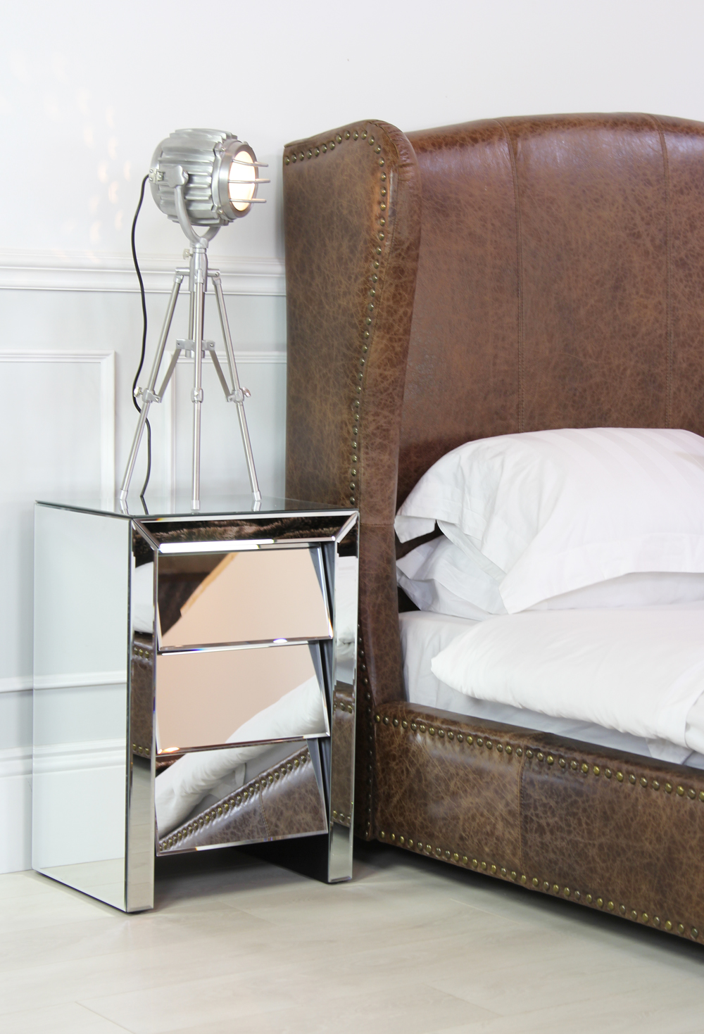 New 5ft King Size Vintage Leather Wing Back Upholstered Bed EQB1020L eBay