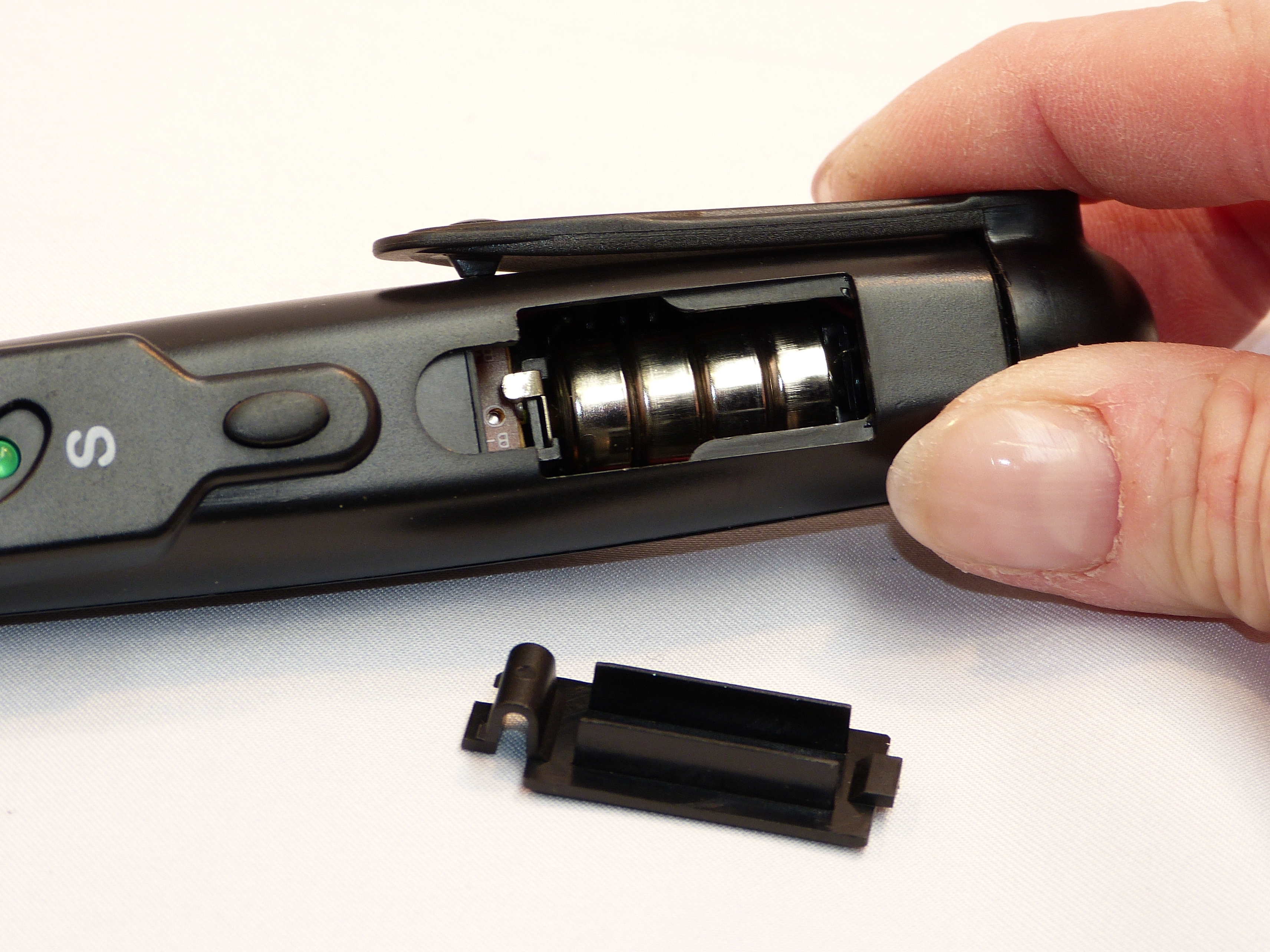 Electronic Battery Operated Pole Tester neodymium